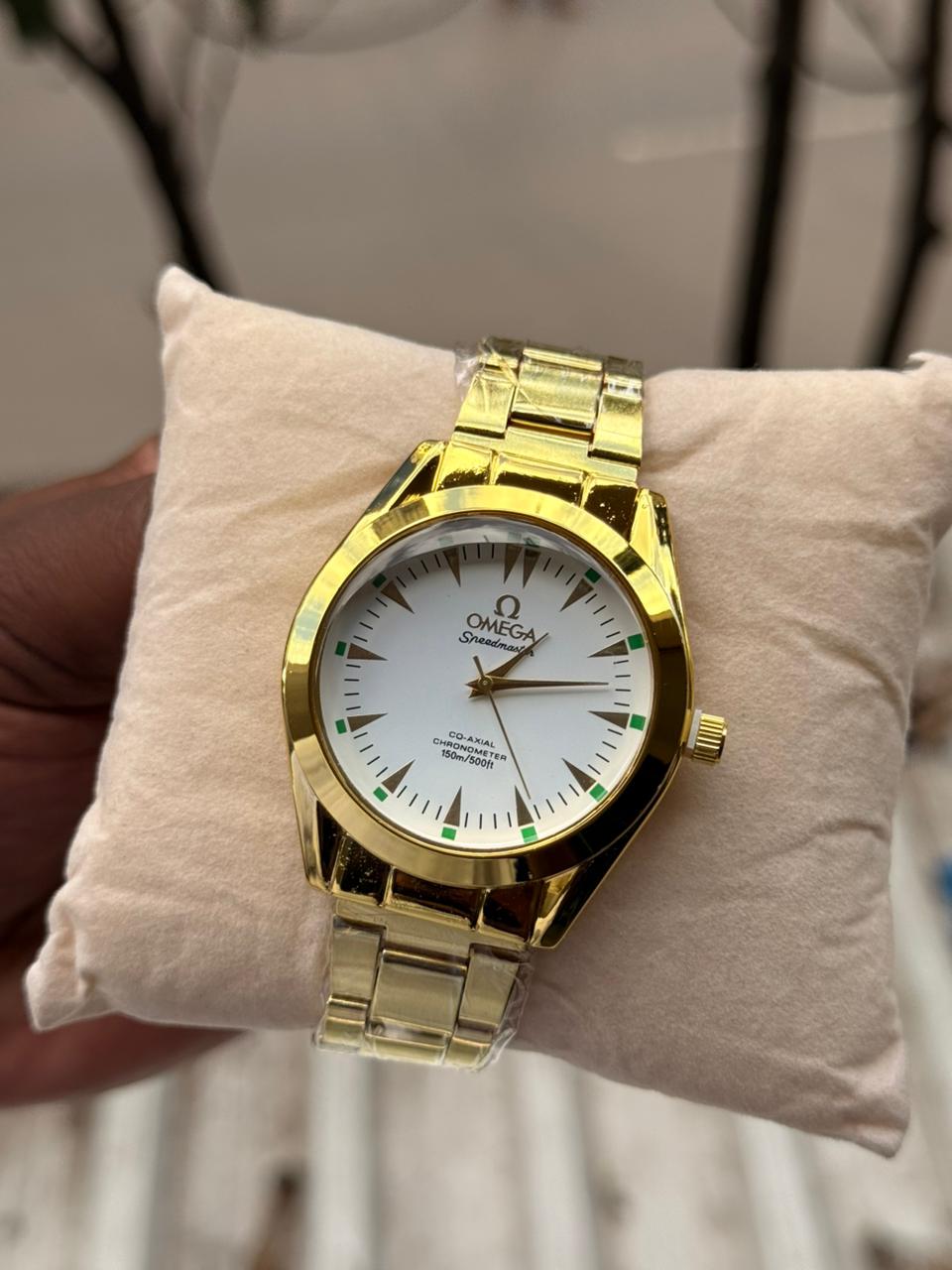 Omega Style Gold Stainless Steel Watch OM 01 – Luxury Men Fashion Watch