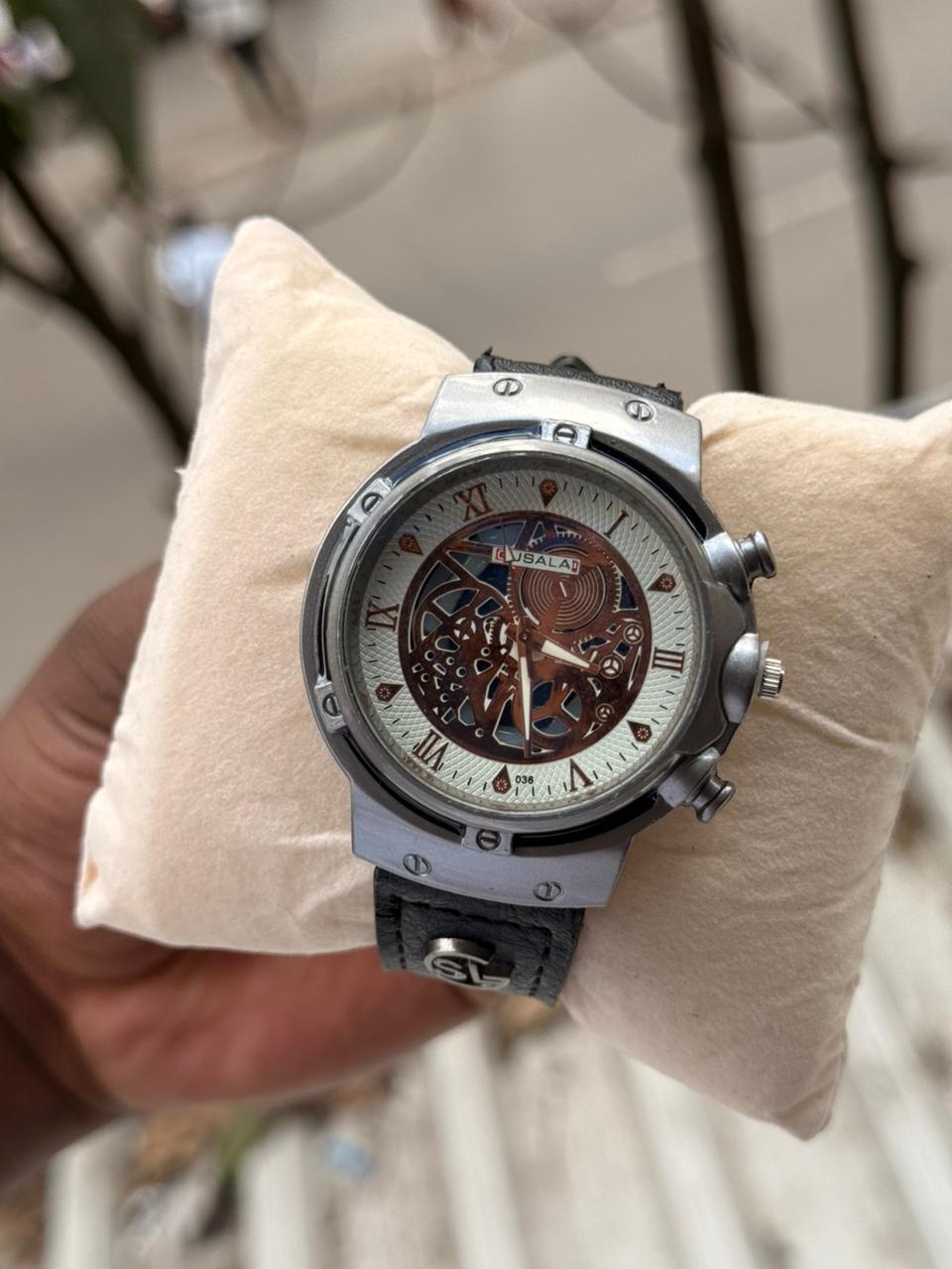 gusalai classy men leather watch GL03