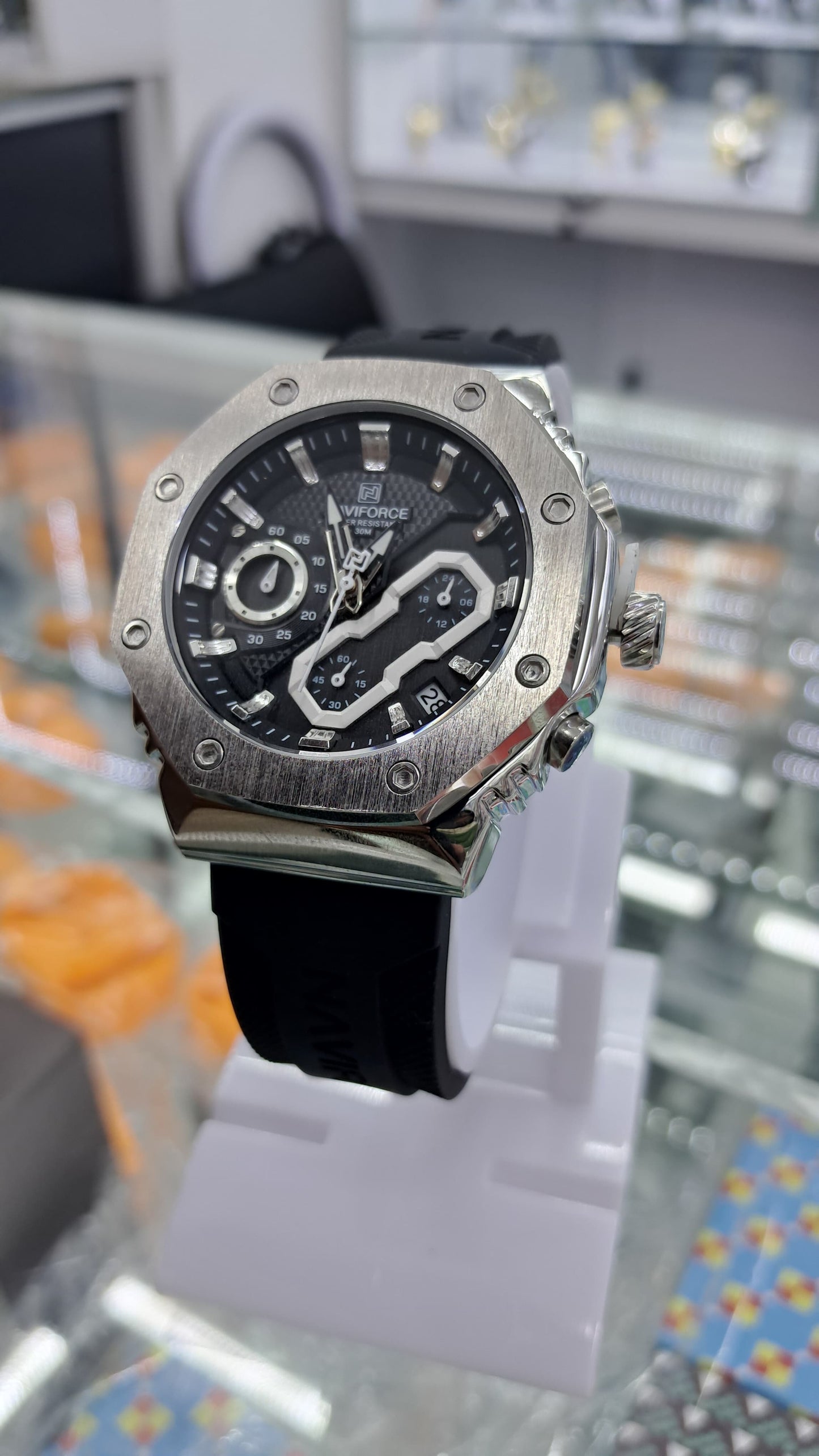 NAVIFORCE  8035