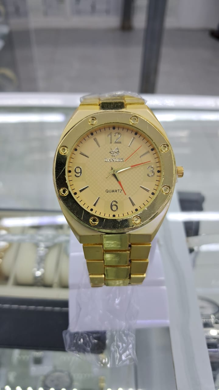 MEN CLASSY WATCH  MW 03